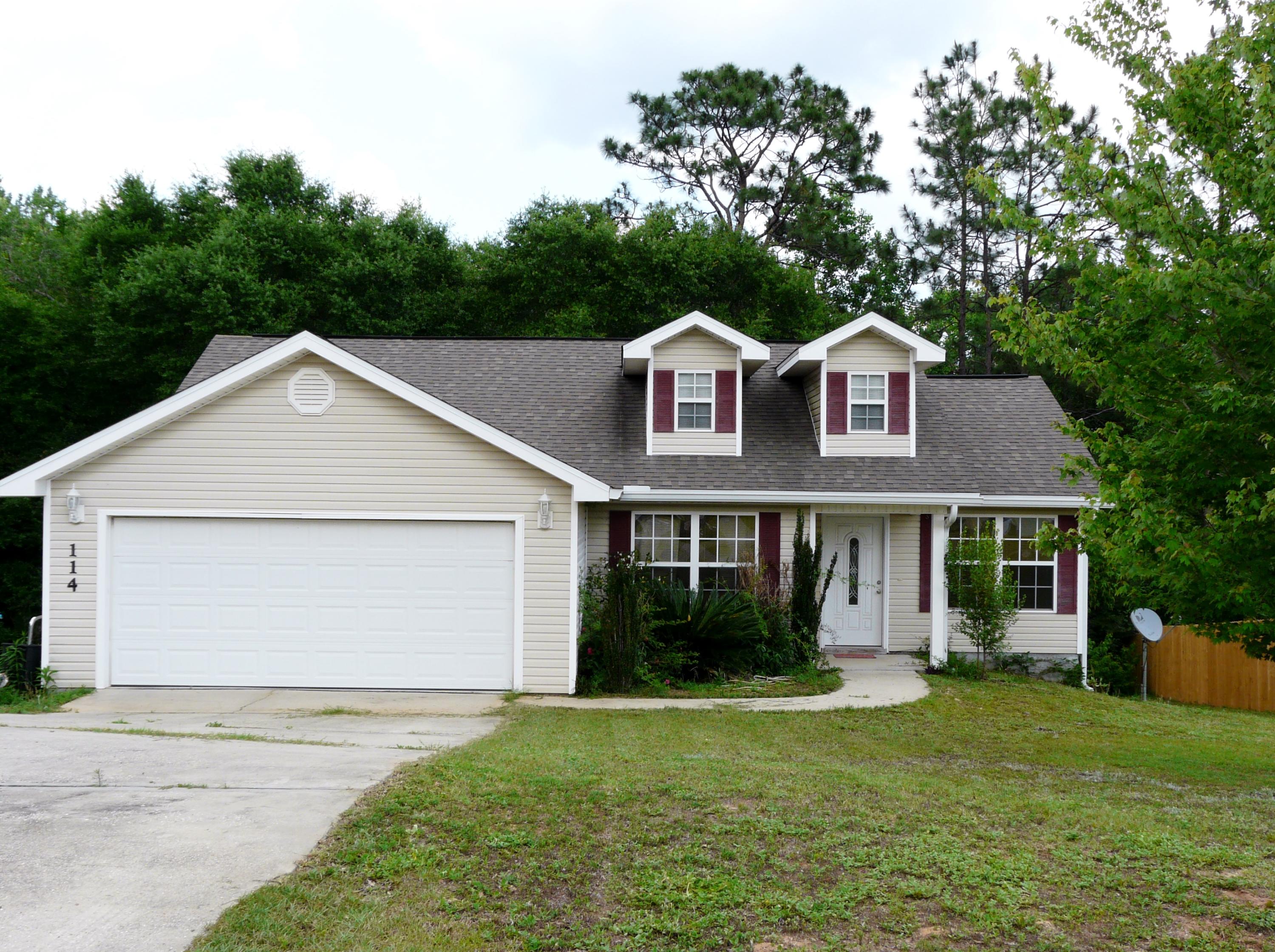 SHORT SALE. Wonderful home in wonderful area !! On a cul-de-sac, Secluded and backing to woods. Nice home and floorplan. Including all kitchen appliances including Refrigerator. Living room and Master bedroom with backlighted treyed ceilings. Master also has Double sinks, Jacuzzi tub and Large Walk-in closet! Large 2 car garage. New septic 2013. Roomy kitchen with room for table and chairs. Backyard has Deck for Barbeque and entertaining. This is lovely home you will surely enjoy !! Come see it soon !!