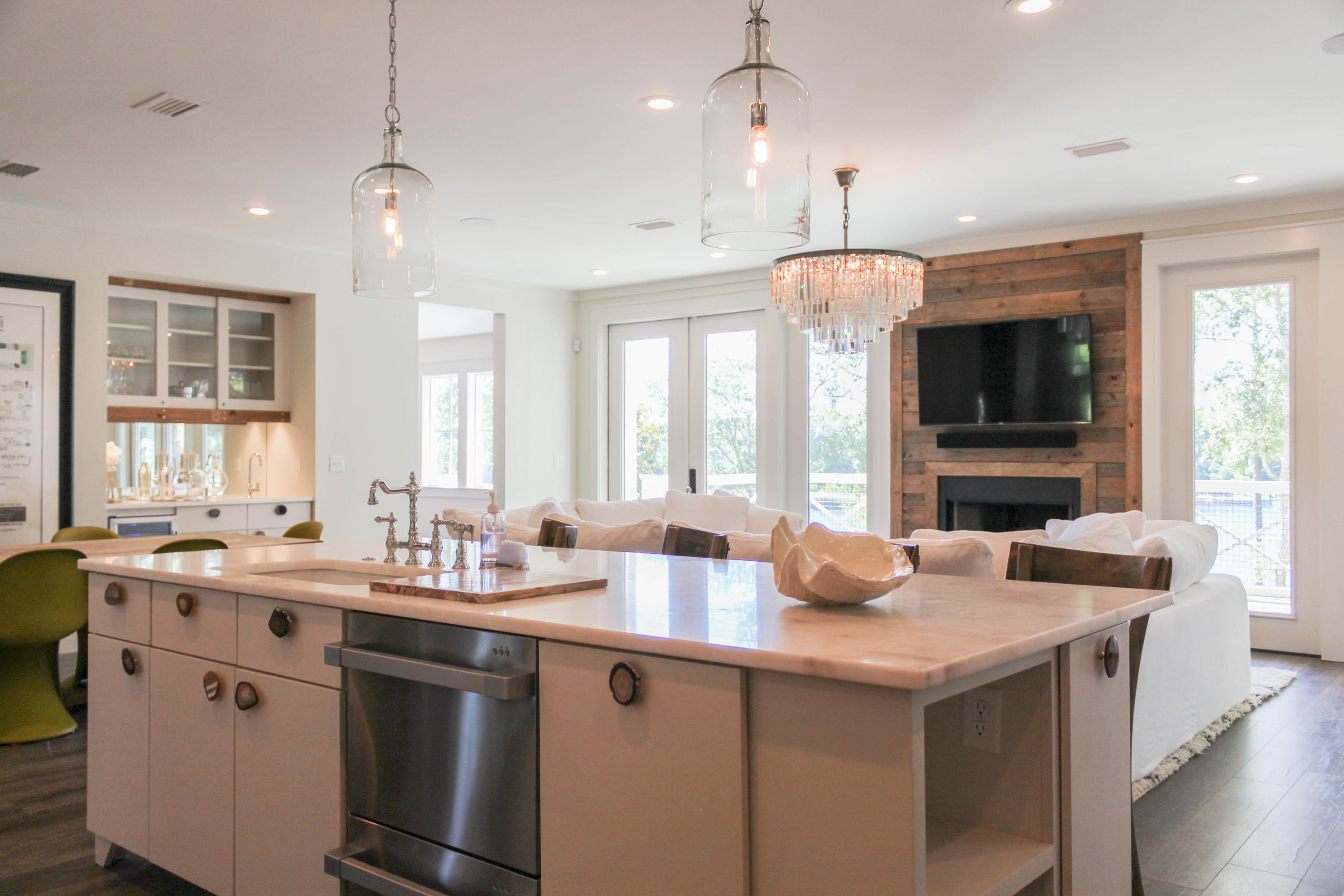 GULF LAKE BEACHES ESTATES - Residential Lease