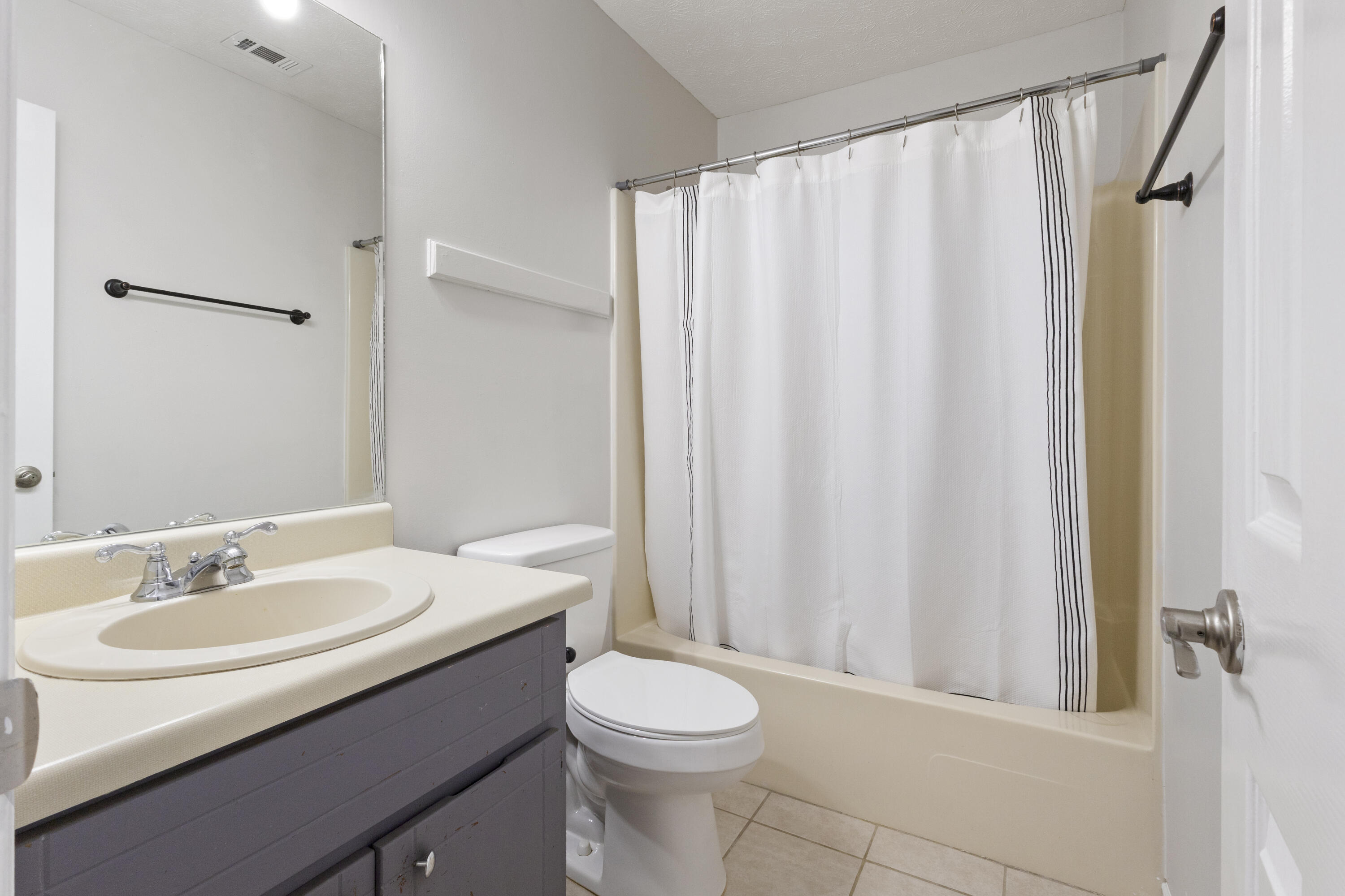 GULF COAST VILLAGE UNIT 2 - Residential
