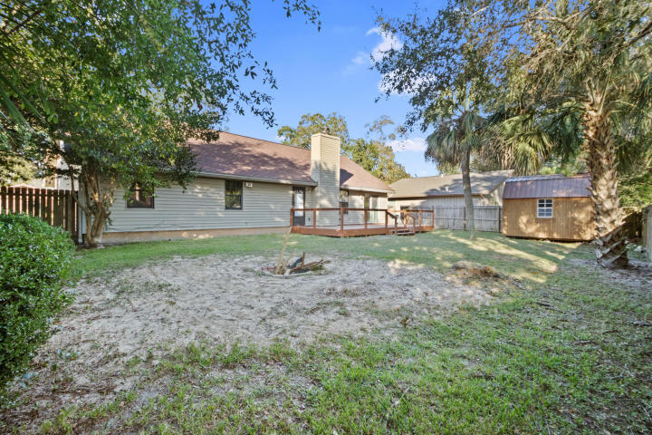 TANGLEWOOD S/D 1ST ADDN - Residential Lease