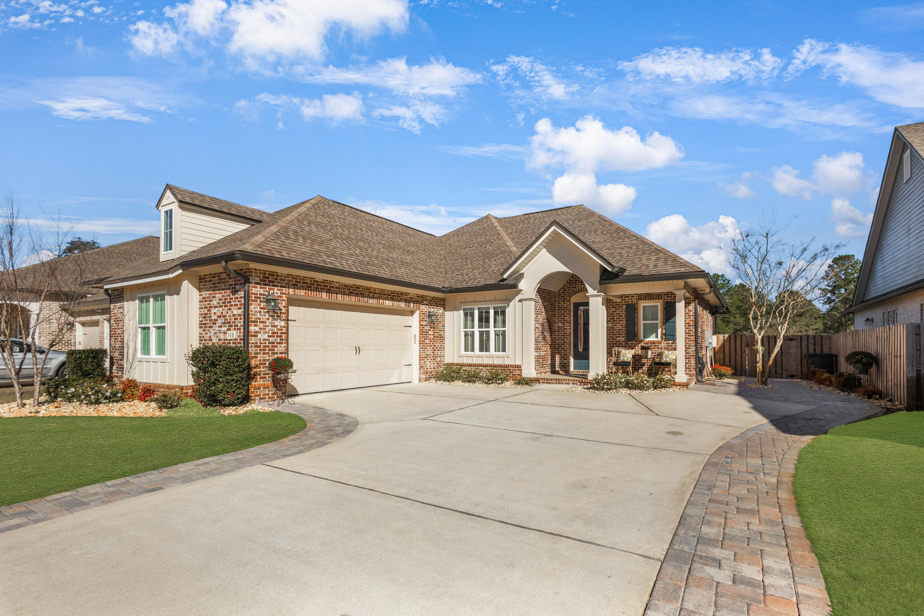 HAMMOCK BAY - Residential