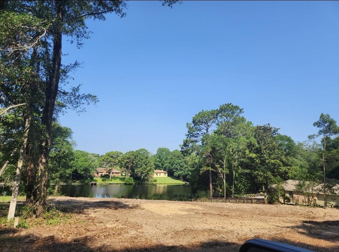 Build your dream home on this gorgeous, lakefront .55 acre lot in Rocky Bayou, Niceville! Enjoy plenty of space, beautiful sunsets and room to grow as you enjoy this lots promixity to Air Force bases, beaches, schools and more. Owner is also a builder and has a fabulous home plan ready to go or keep the plan and bring your own builder. Of course, you can start from scratch and design your own plan. Water tap fee paid. ($7000) and lot cleared ($25,000).  Great opportunity!