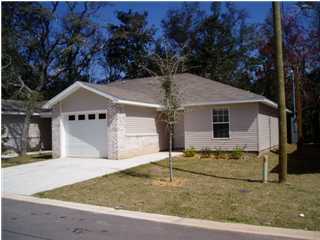 Spacious 2 bedroom townhouse with 1 car garage! Kitchen has all appliances including built-in microwave; kitchen and family room have cathedral ceilings, tile and carpet throughout and spacious laundry room off kitchen. Lawn service is included. Don't miss out! Available August 15.