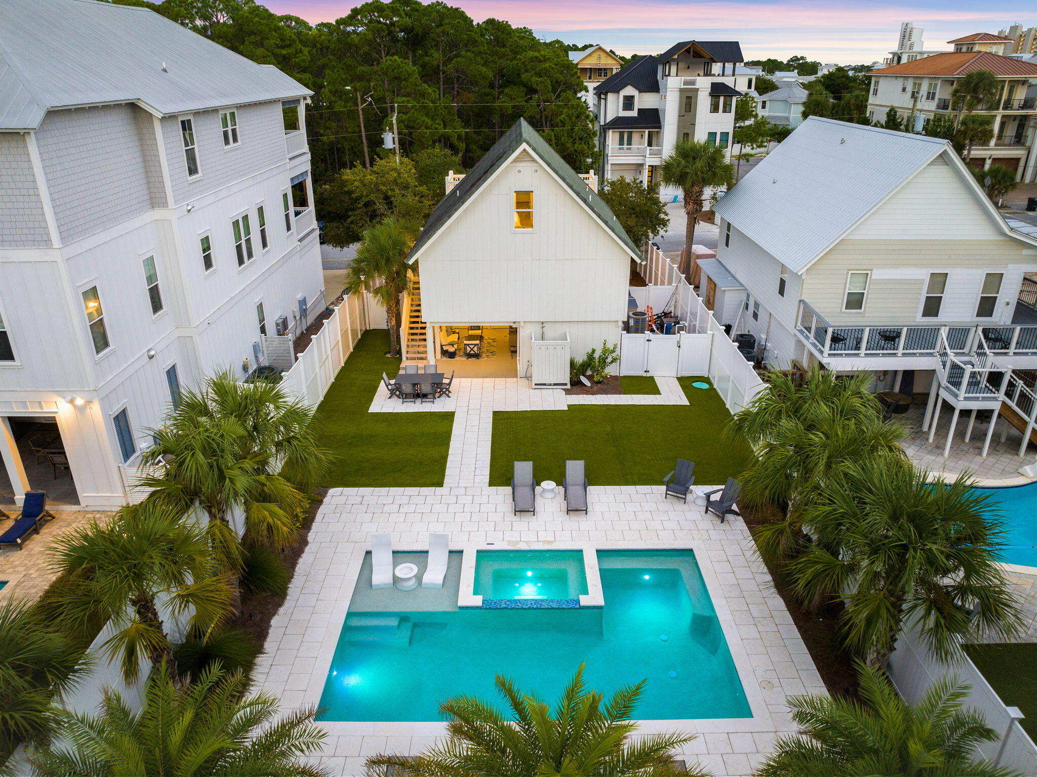 GULF SHORE MANOR - Residential