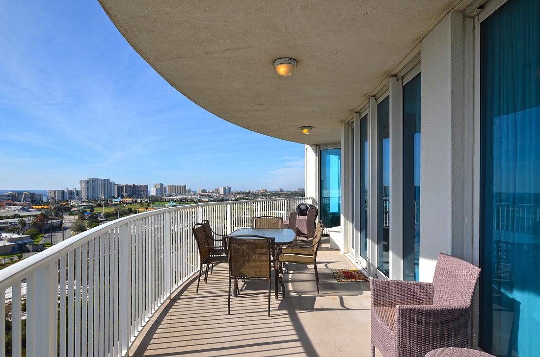 THE PALMS OF DESTIN - Residential Lease