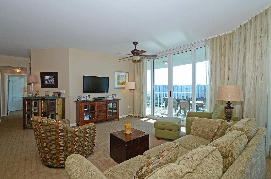 THE PALMS OF DESTIN - Residential Lease