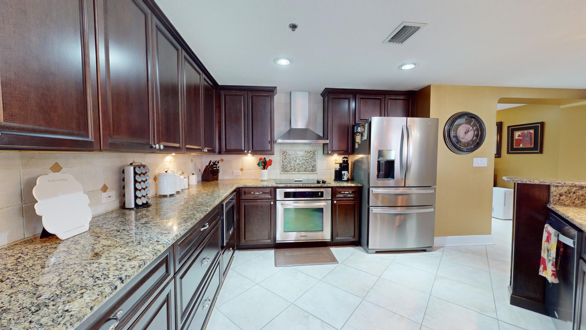 GRAND PANAMA BEACH RESORTS - Residential