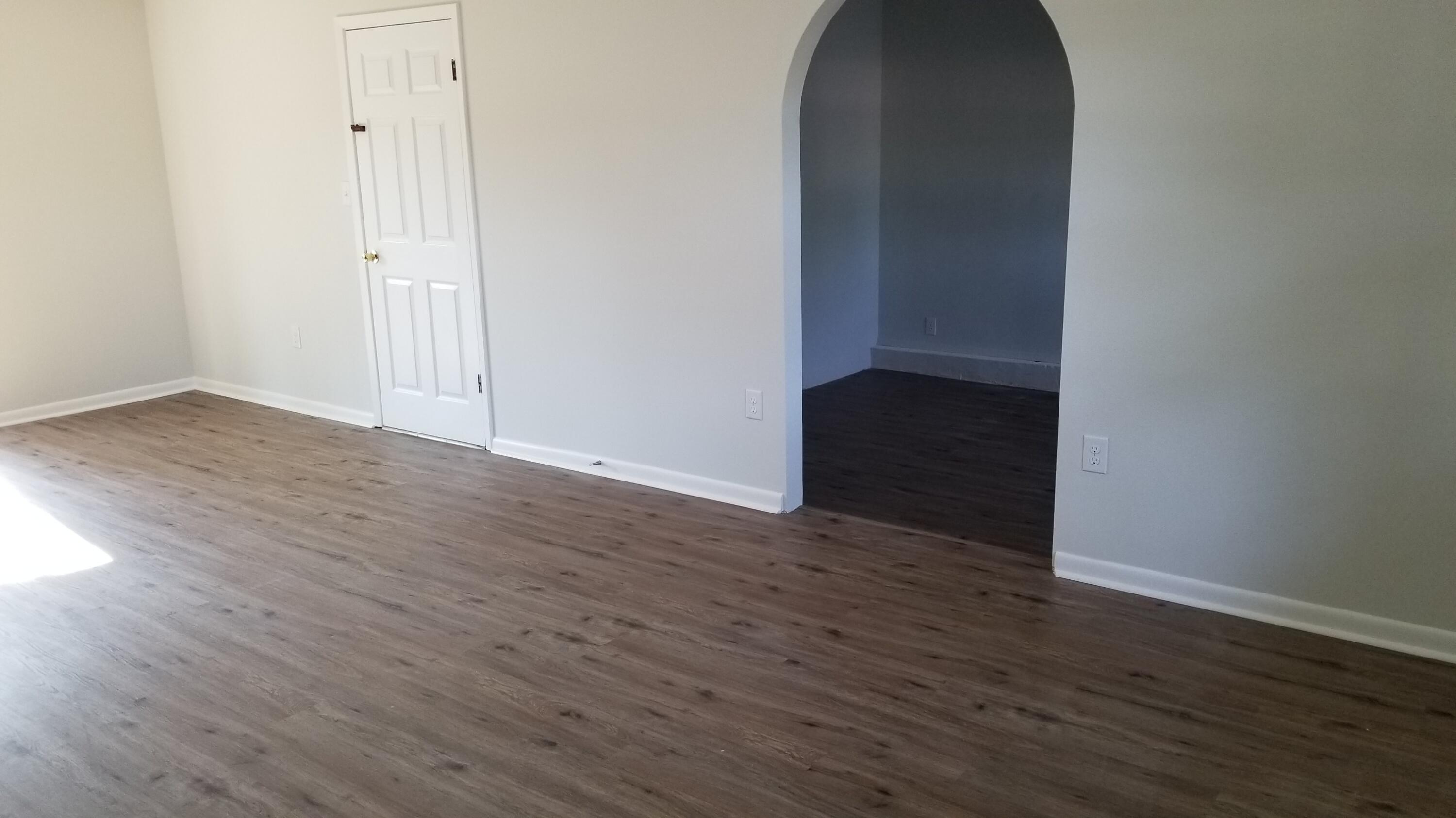 PORT DIXIE - Residential Lease