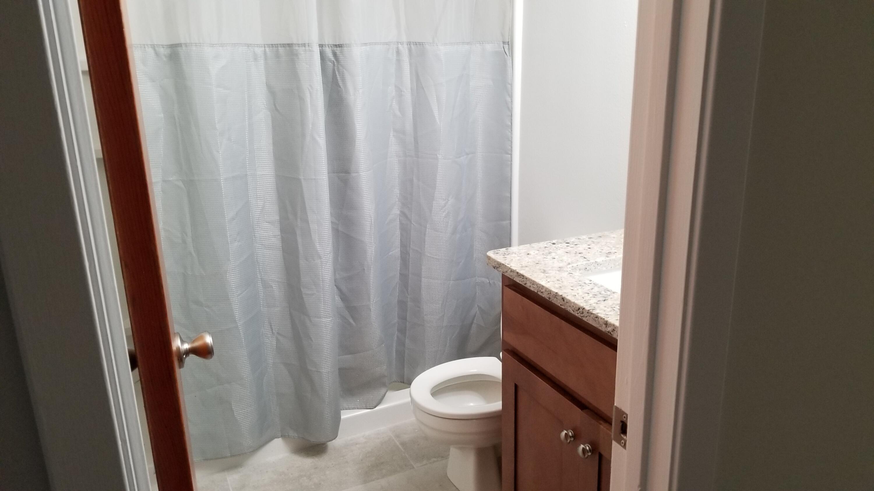 PORT DIXIE - Residential Lease
