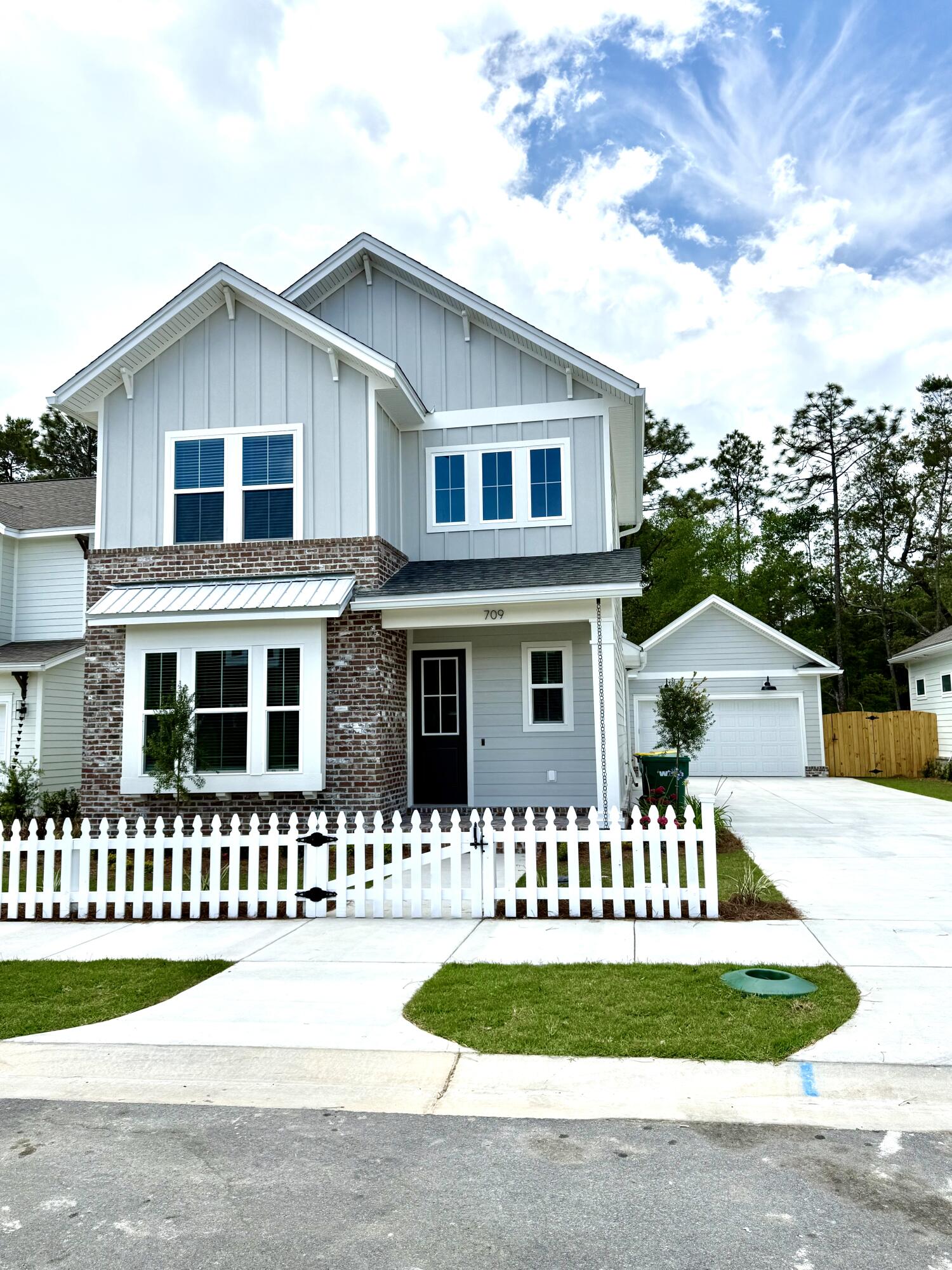 DEER MOSS CREEK - Residential