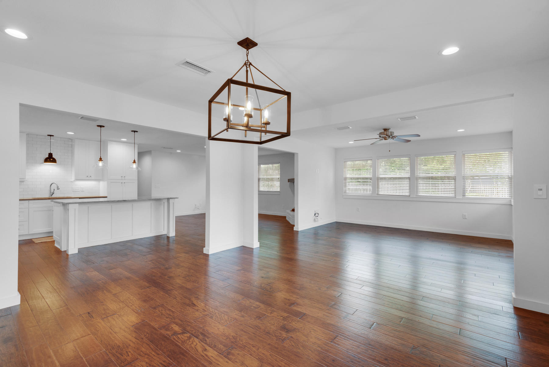 PALM ESTATES UNIT 2 - Residential Lease