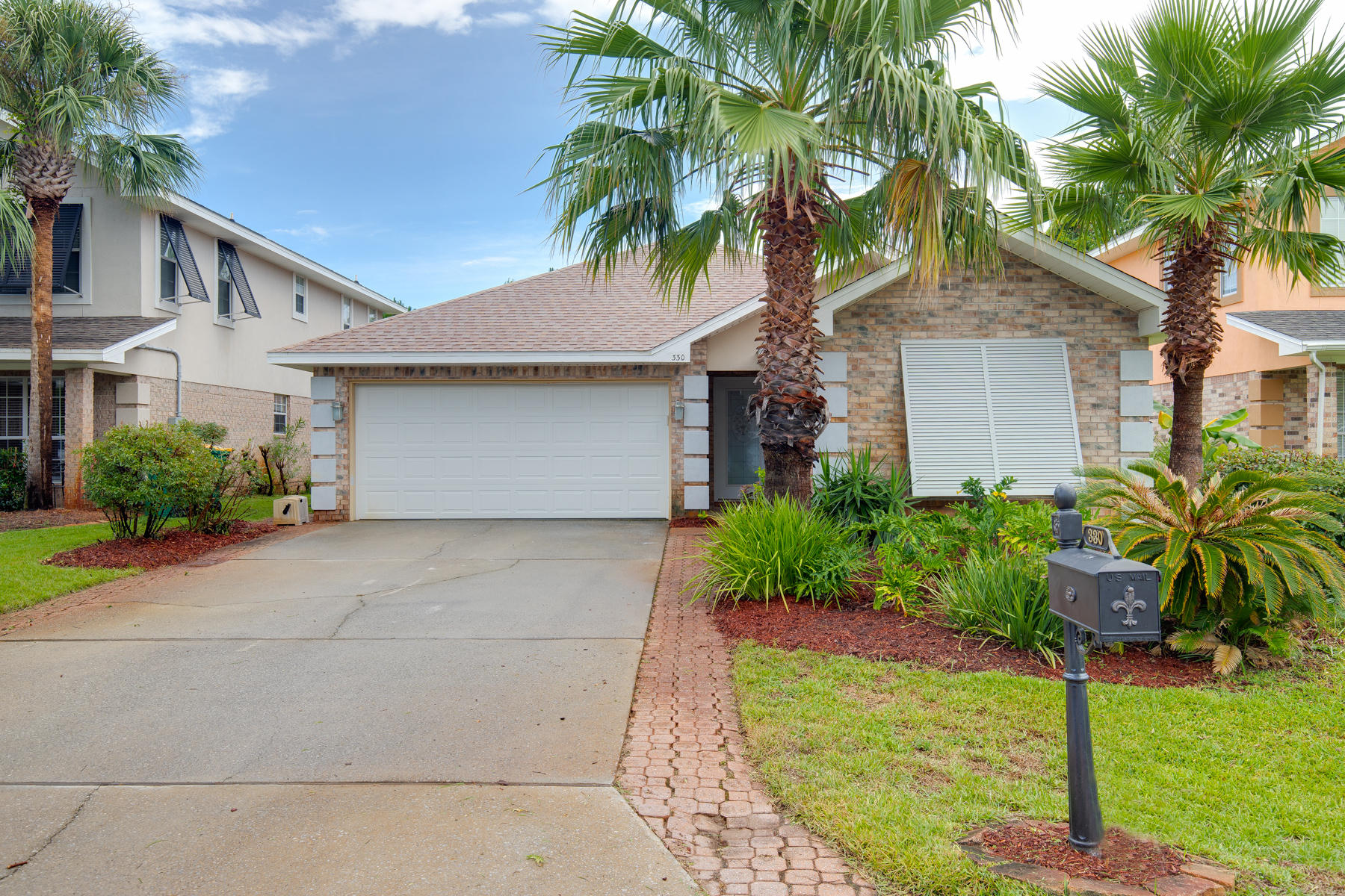 EMERALD LAKES PH 3 - Residential