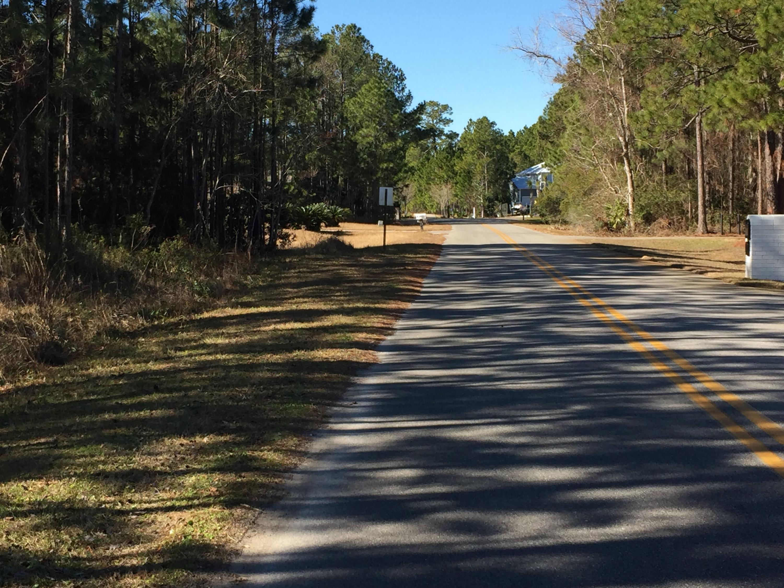 WOODLAND BAYOU ESTATES - Land