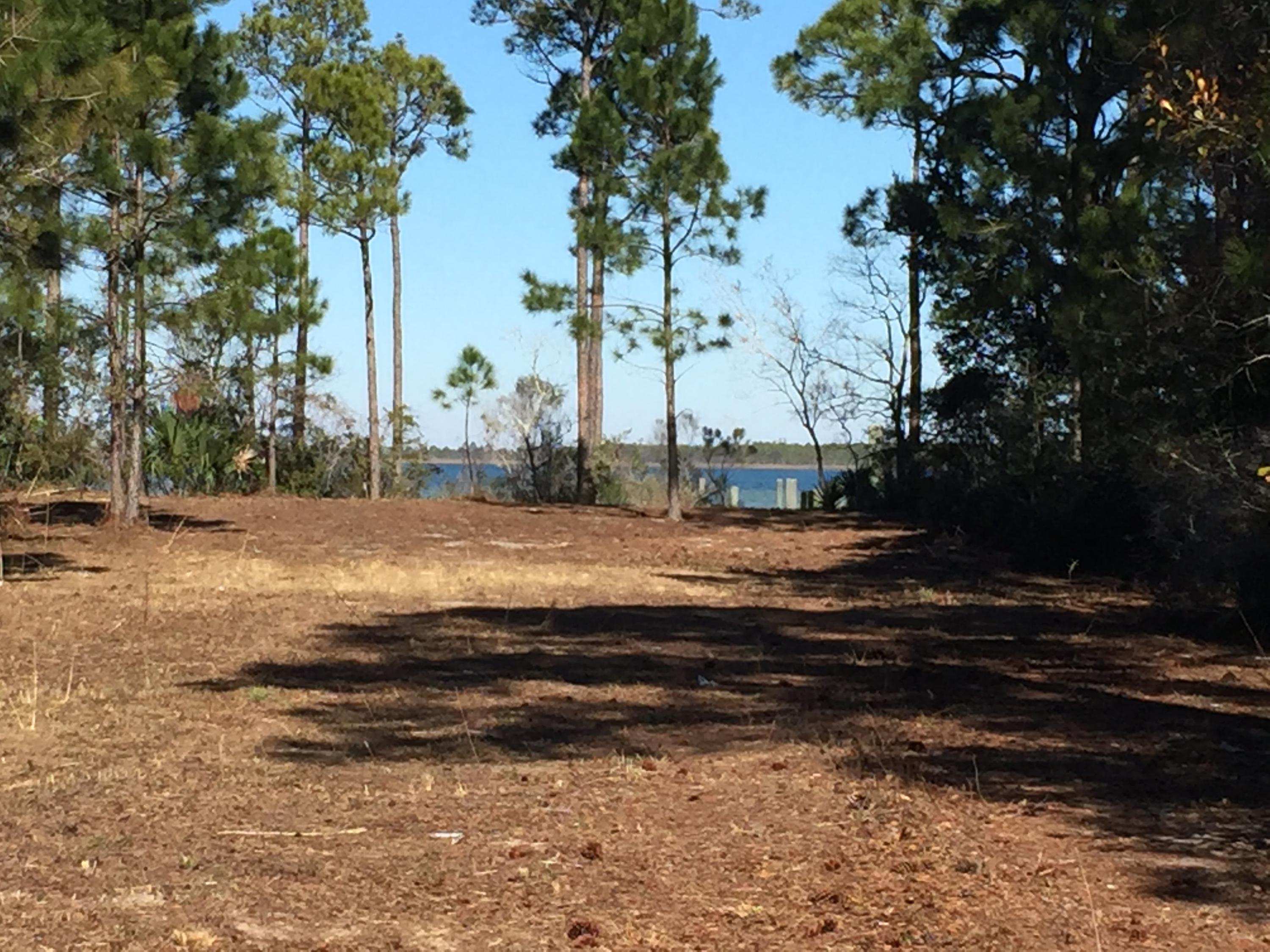 WOODLAND BAYOU ESTATES - Land