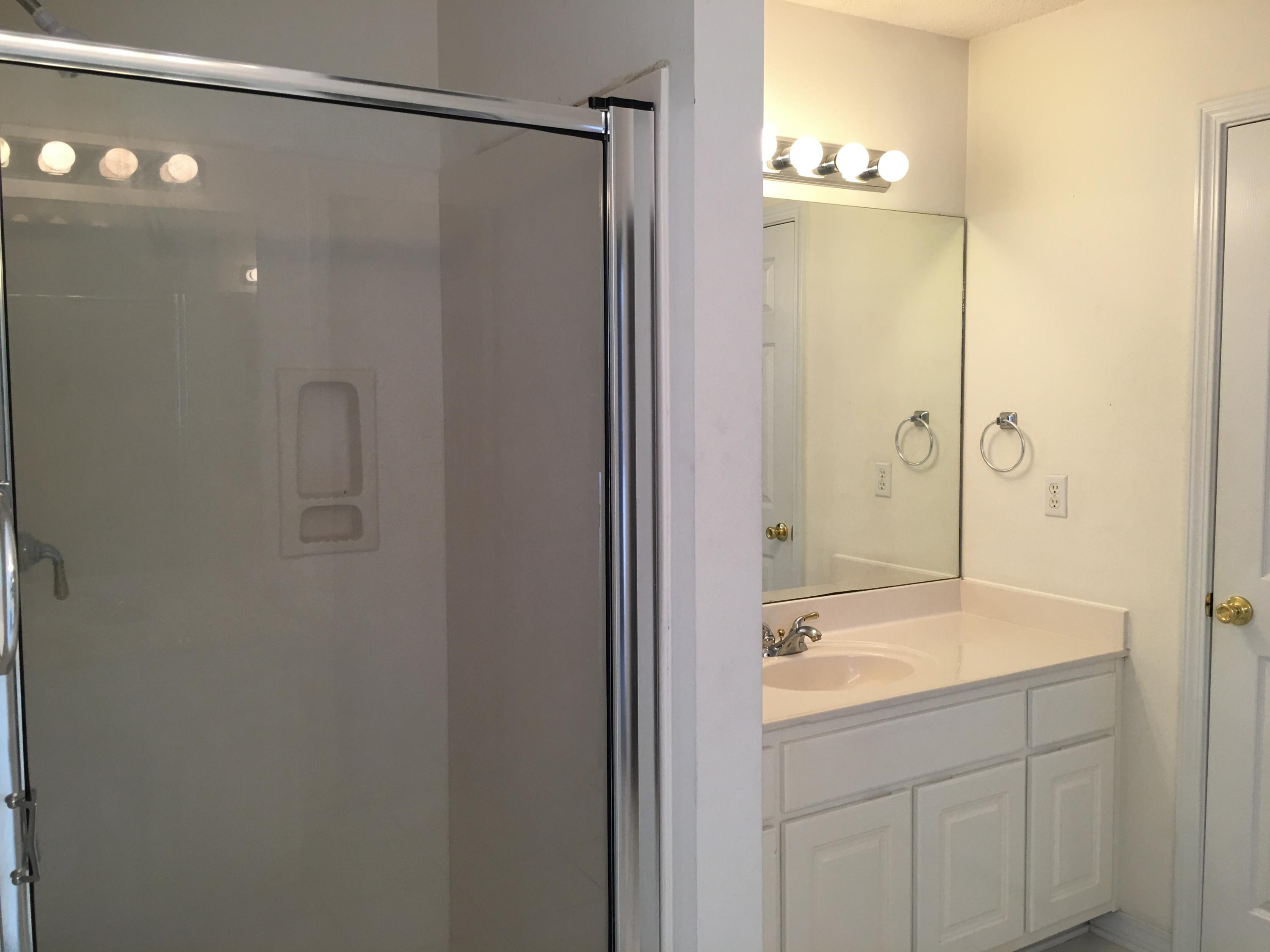 SILVER OAKS PH 1 - Residential Lease