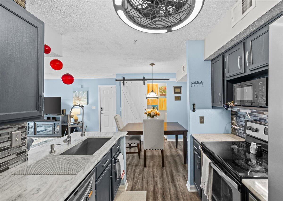 INDIAN LAKE - Residential