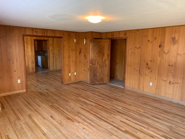 WYNNEHAVEN BEACH ESTATES - Residential Lease