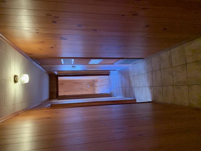 WYNNEHAVEN BEACH ESTATES - Residential Lease