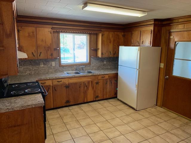 WYNNEHAVEN BEACH ESTATES - Residential Lease