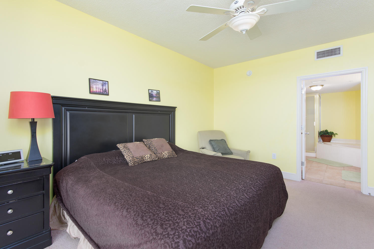 MAJESTIC BEACH TOWERS I - Residential