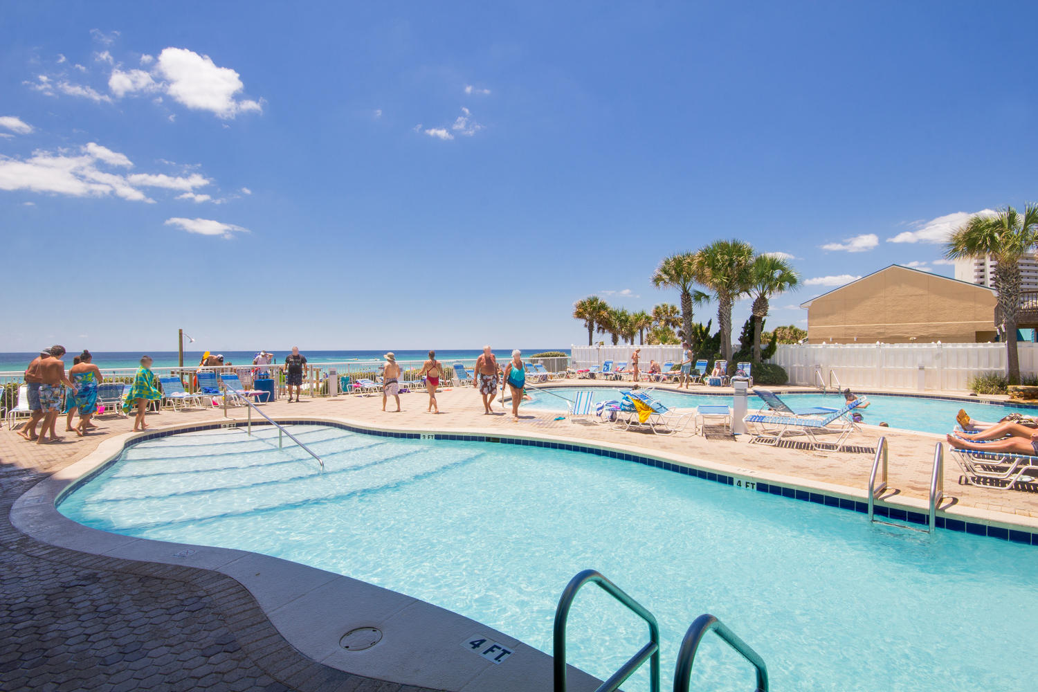 MAJESTIC BEACH TOWERS I - Residential