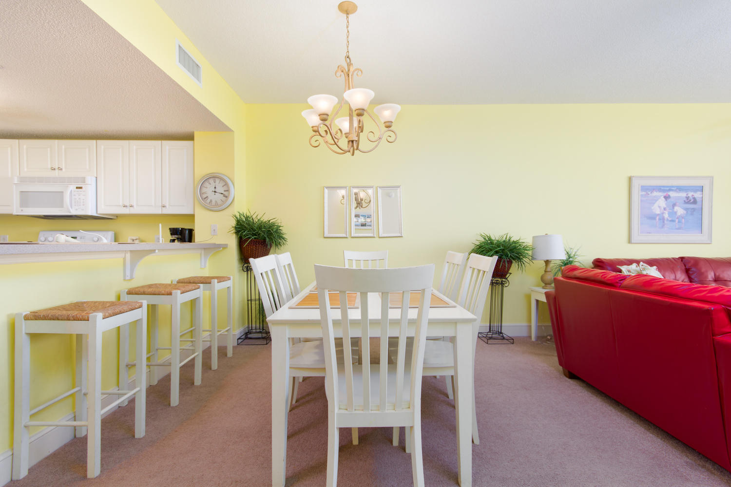 MAJESTIC BEACH TOWERS I - Residential