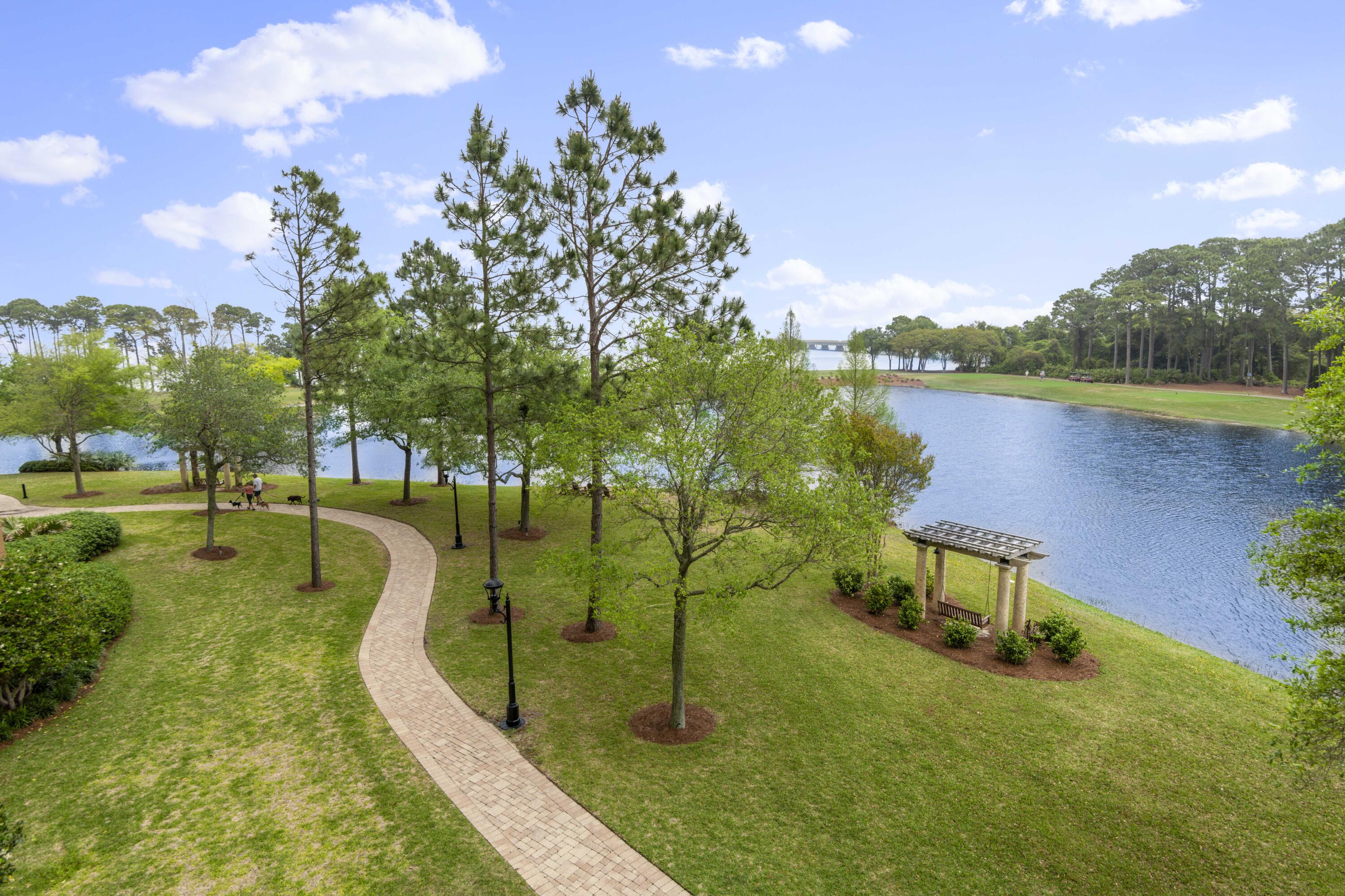 ONE WATER PLACE AT KELLY PLANTATION - Residential