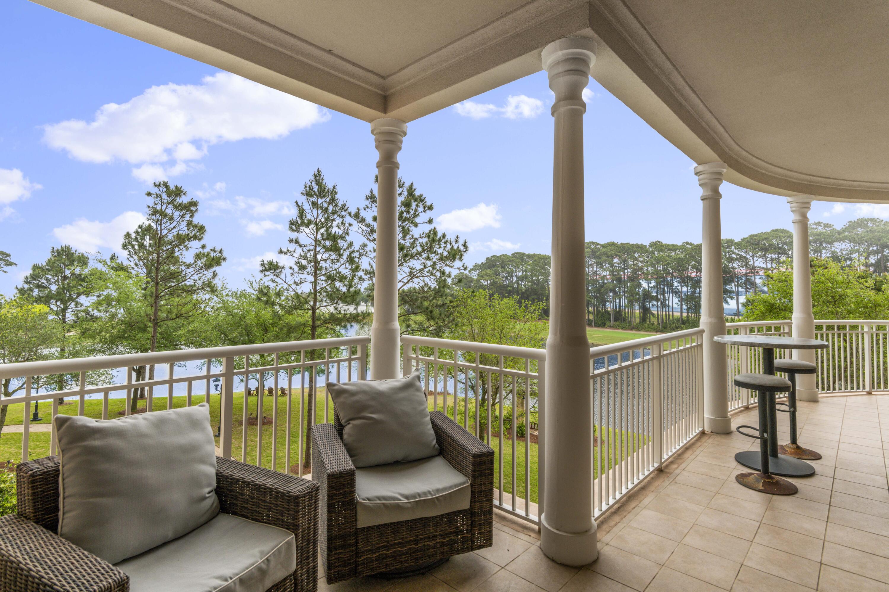 ONE WATER PLACE AT KELLY PLANTATION - Residential