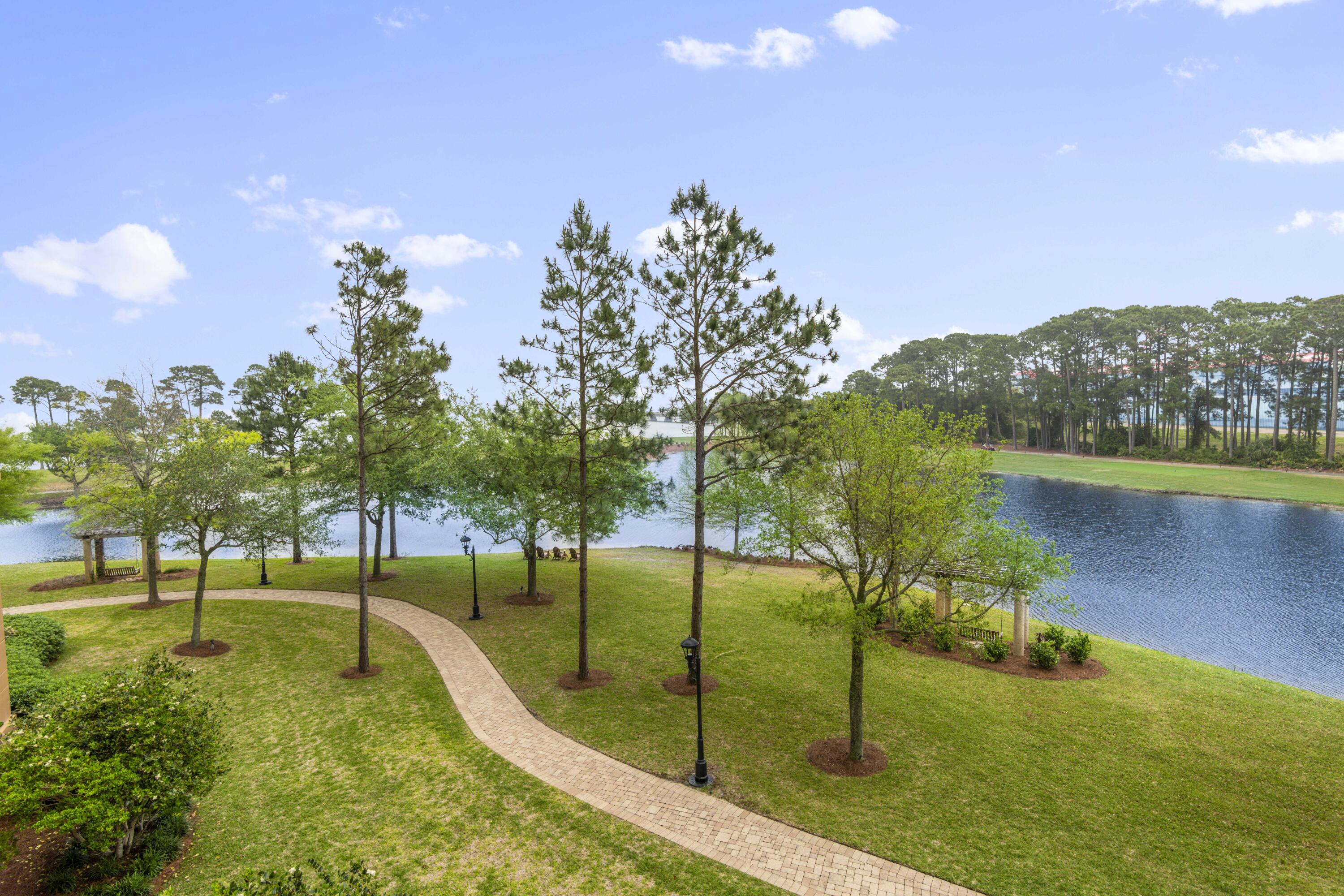 ONE WATER PLACE AT KELLY PLANTATION - Residential
