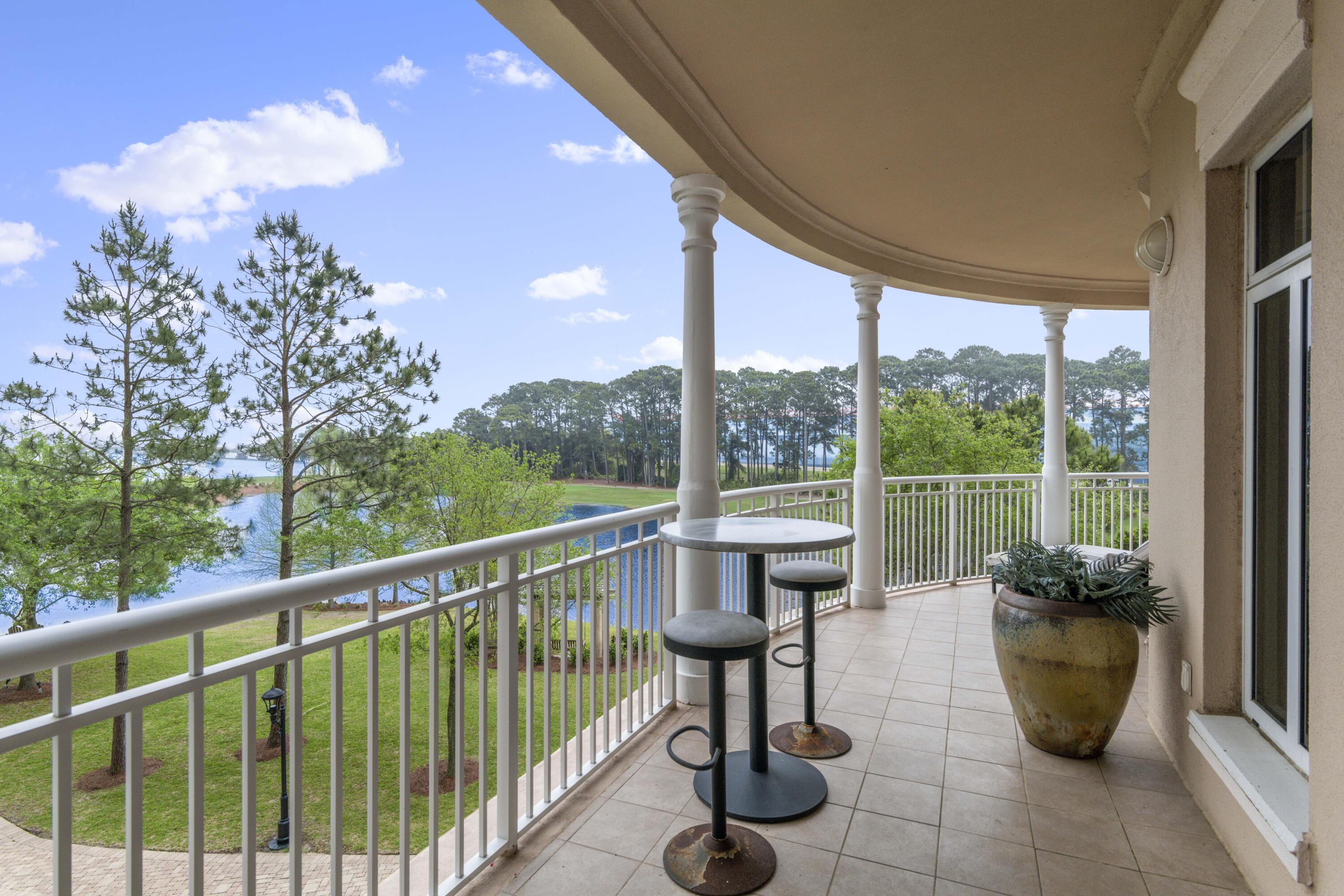 ONE WATER PLACE AT KELLY PLANTATION - Residential