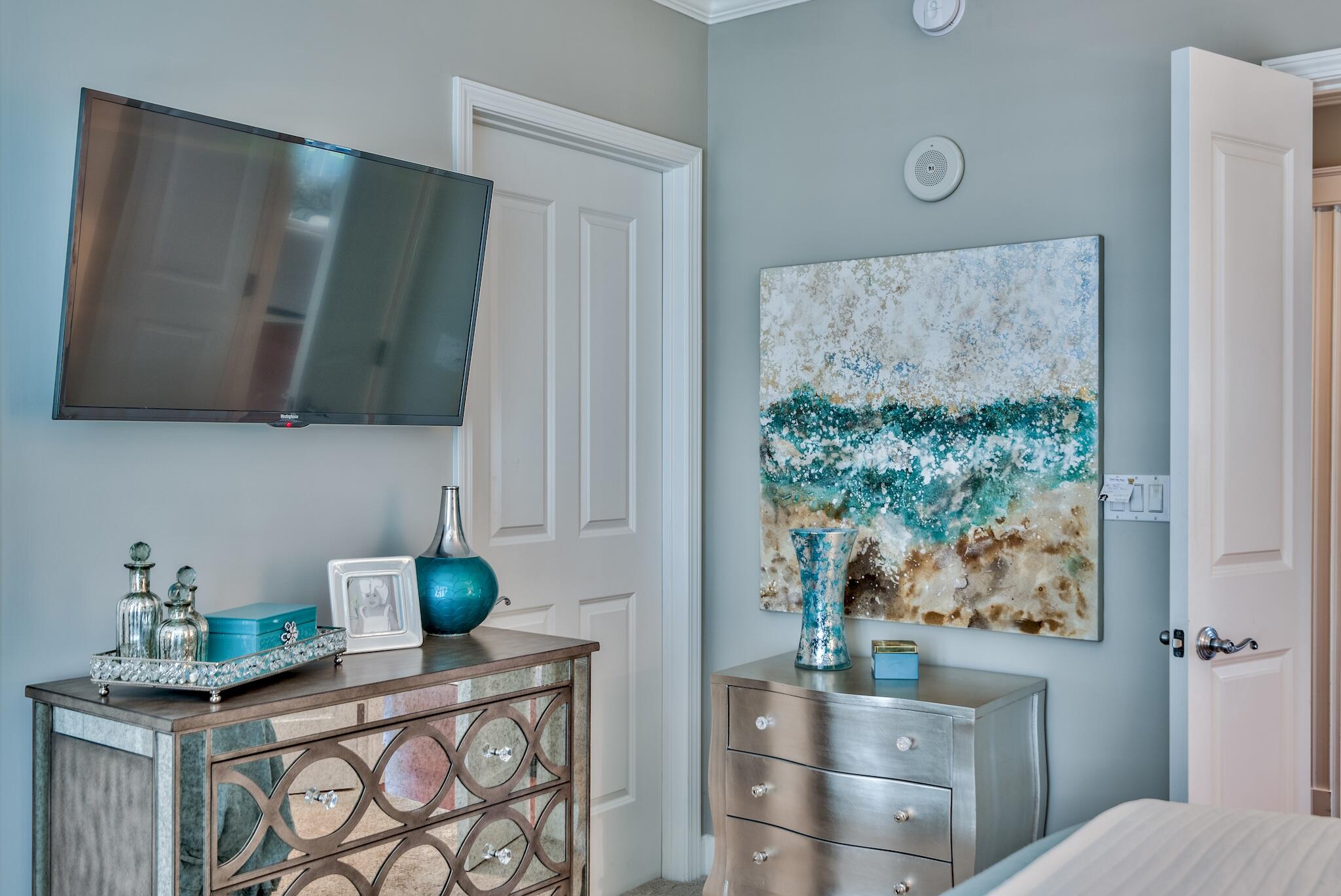 ONE WATER PLACE AT KELLY PLANTATION - Residential