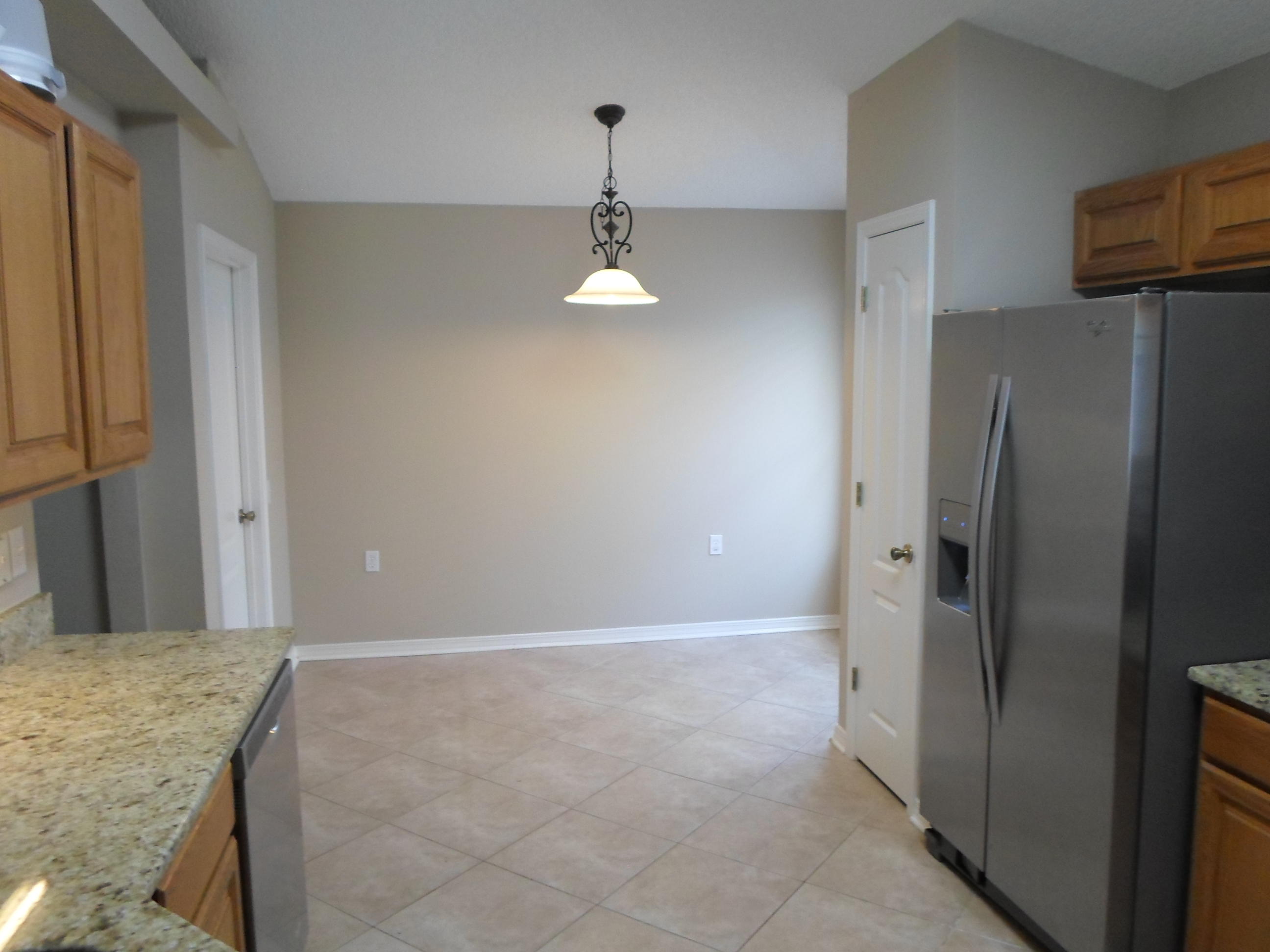 LIGHTHOUSE POINTE - Residential Lease
