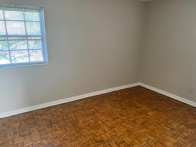 BAYSHORE PARK UNIT 2 - Residential Lease