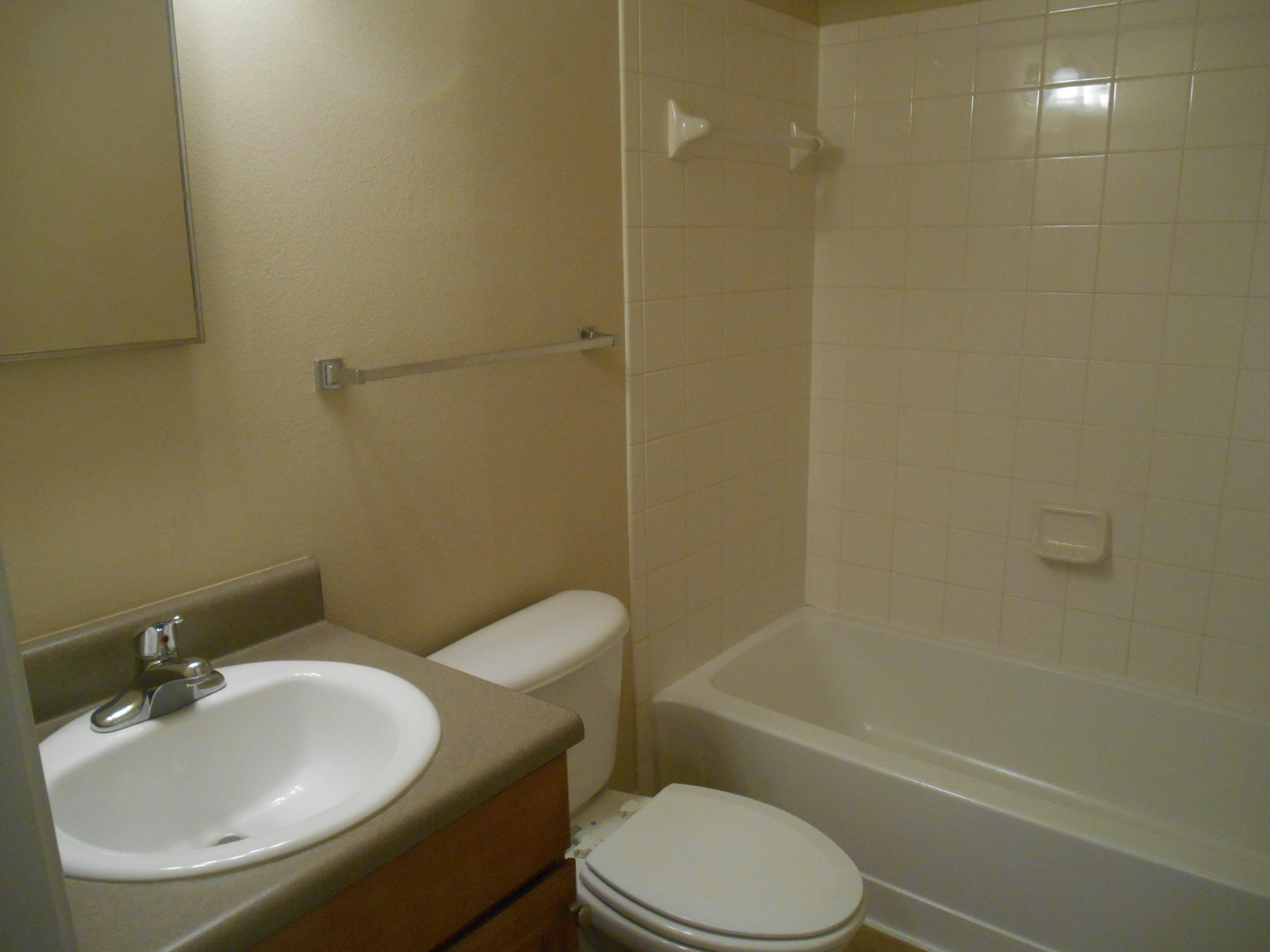 EAGLES LANDING S/D - Residential Lease