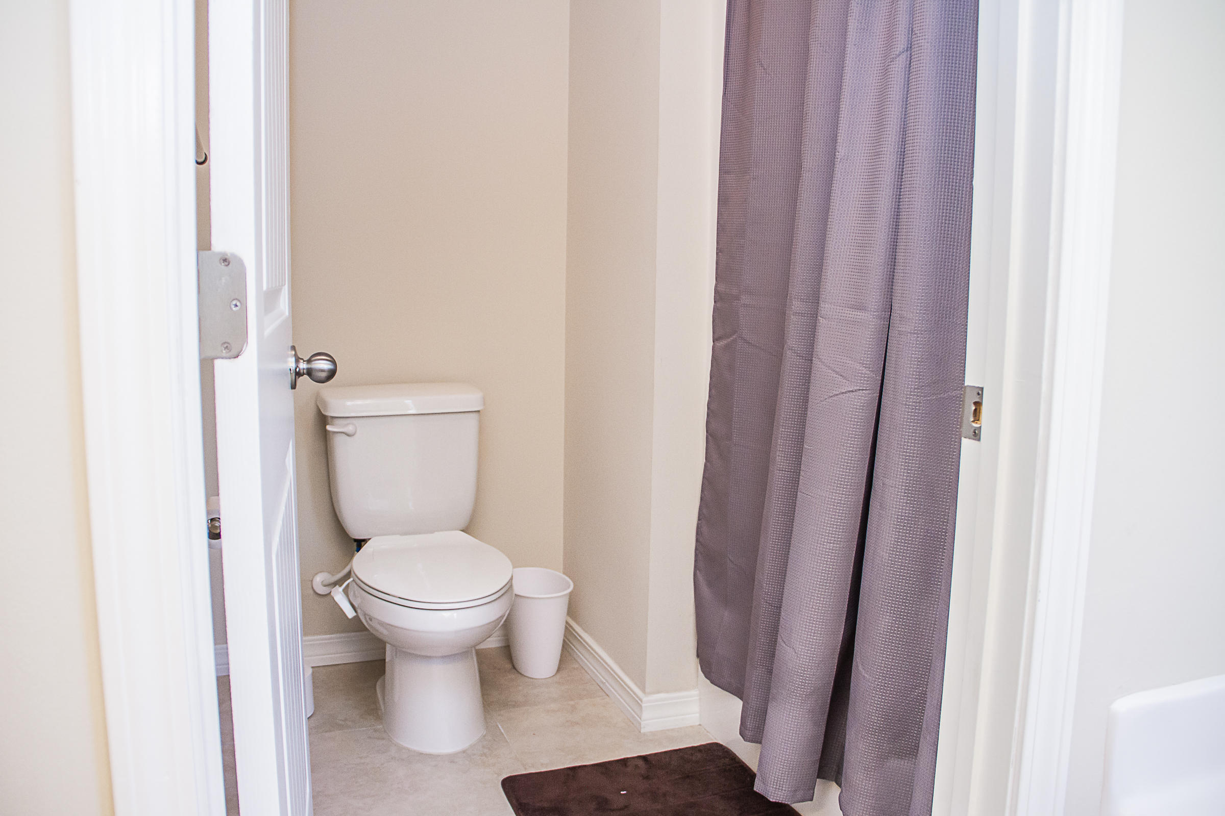 THE COTTAGES AT SANDY RIDGE - Residential Lease
