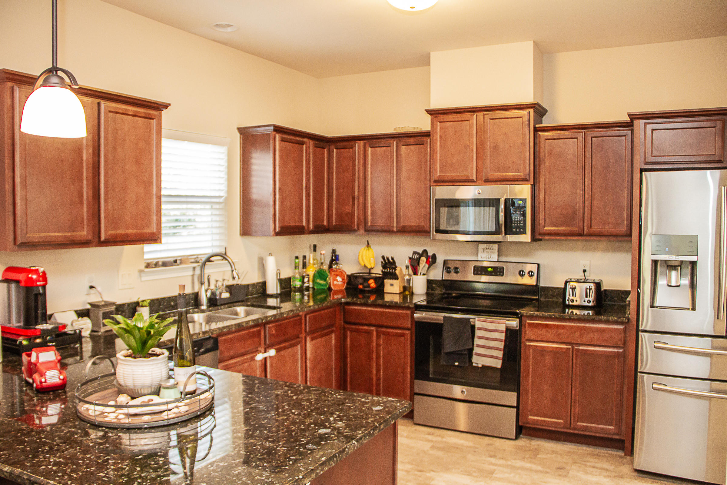 THE COTTAGES AT SANDY RIDGE - Residential Lease