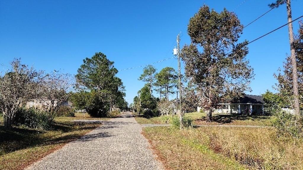NO RECORDED SUBDIVISION - Land