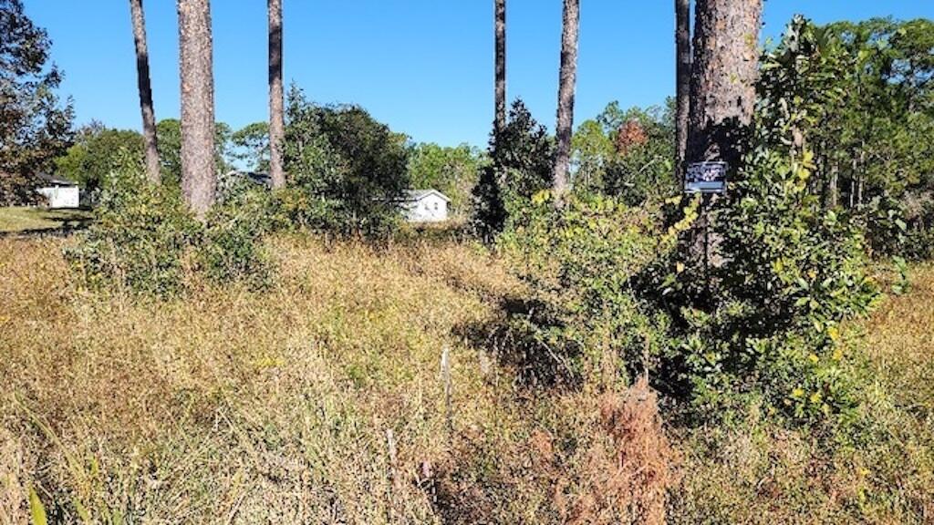 NO RECORDED SUBDIVISION - Land