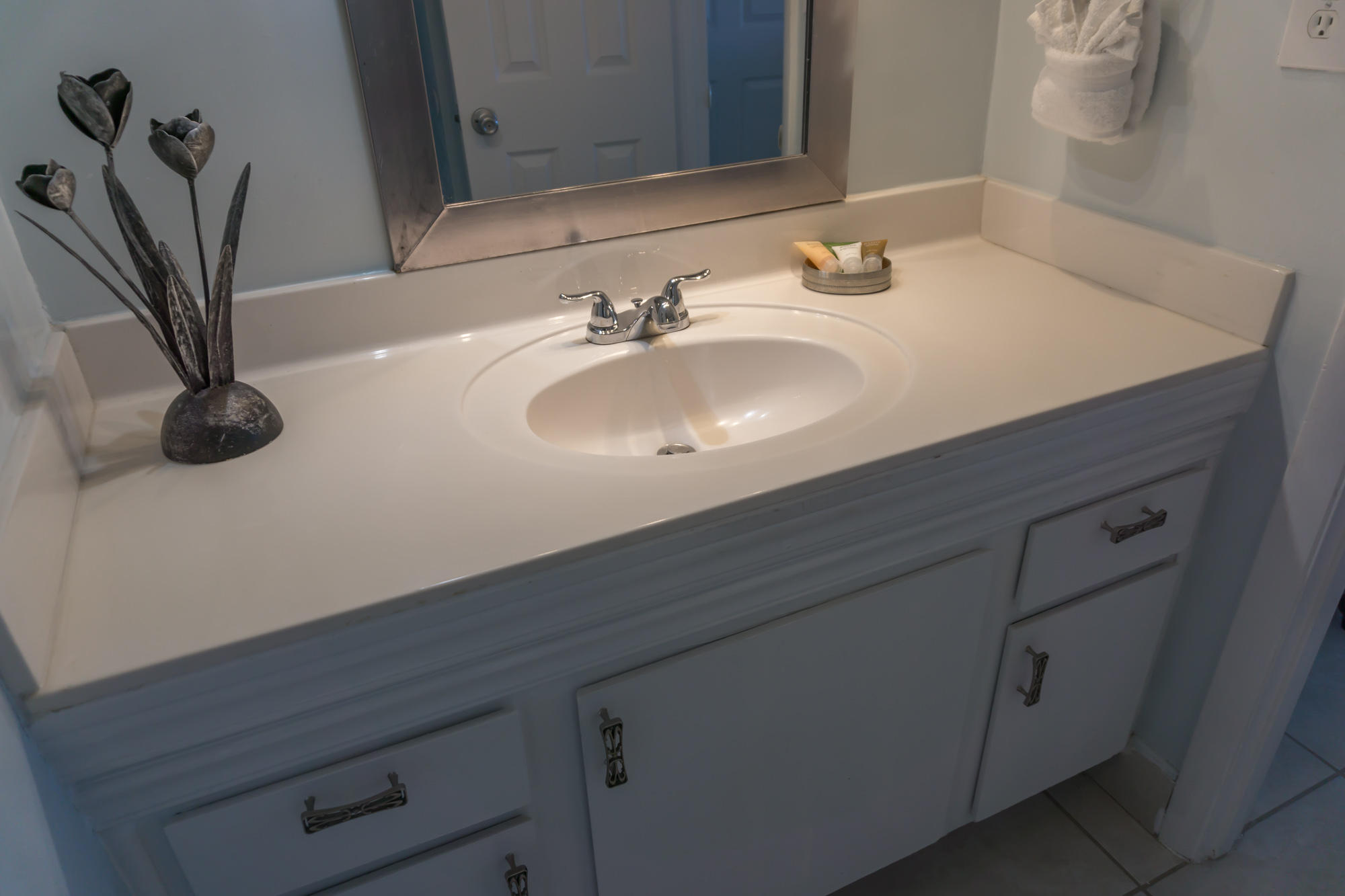 BEACH HOUSE CONDO PH 1 - Residential