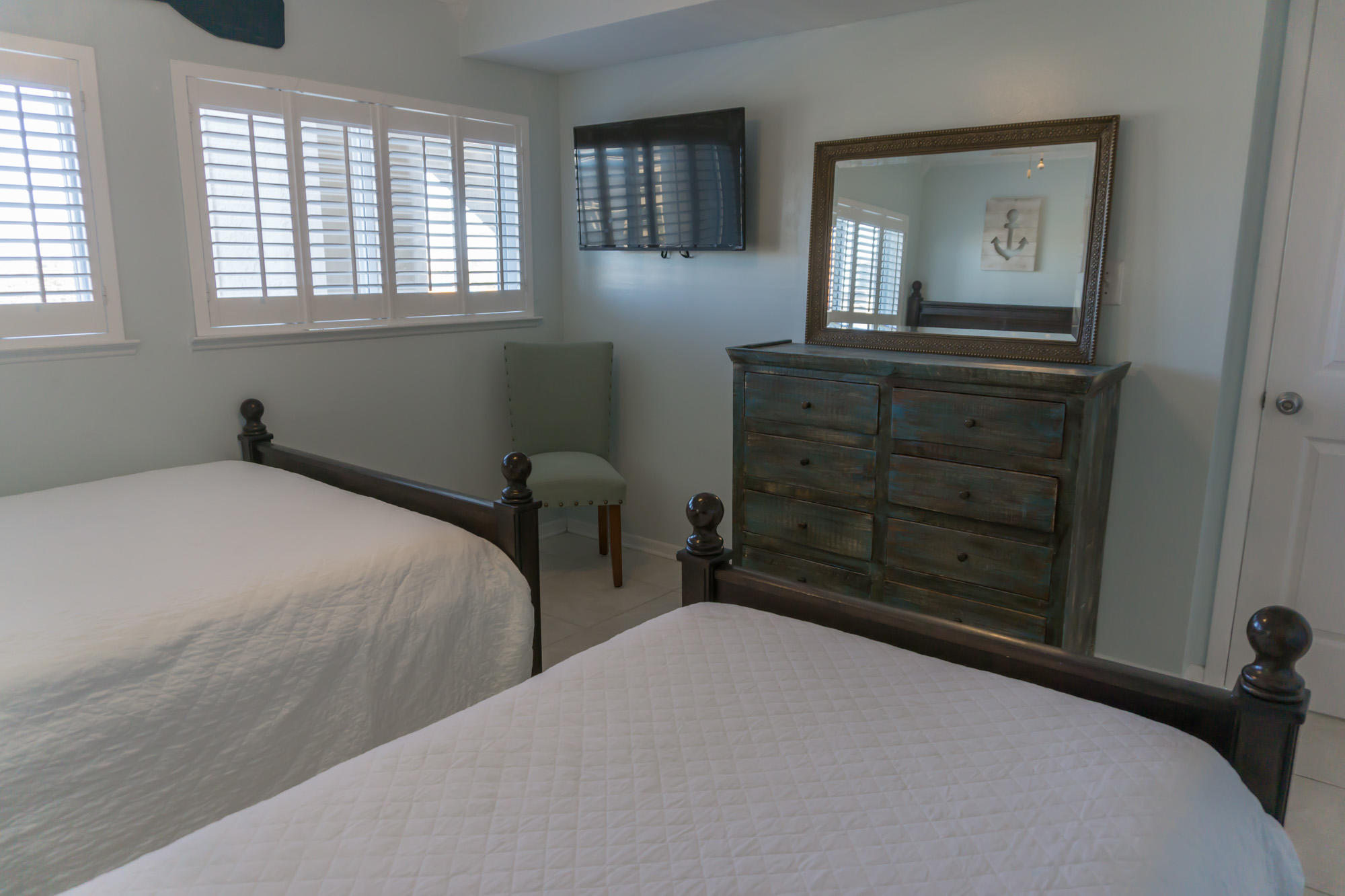 BEACH HOUSE CONDO PH 1 - Residential