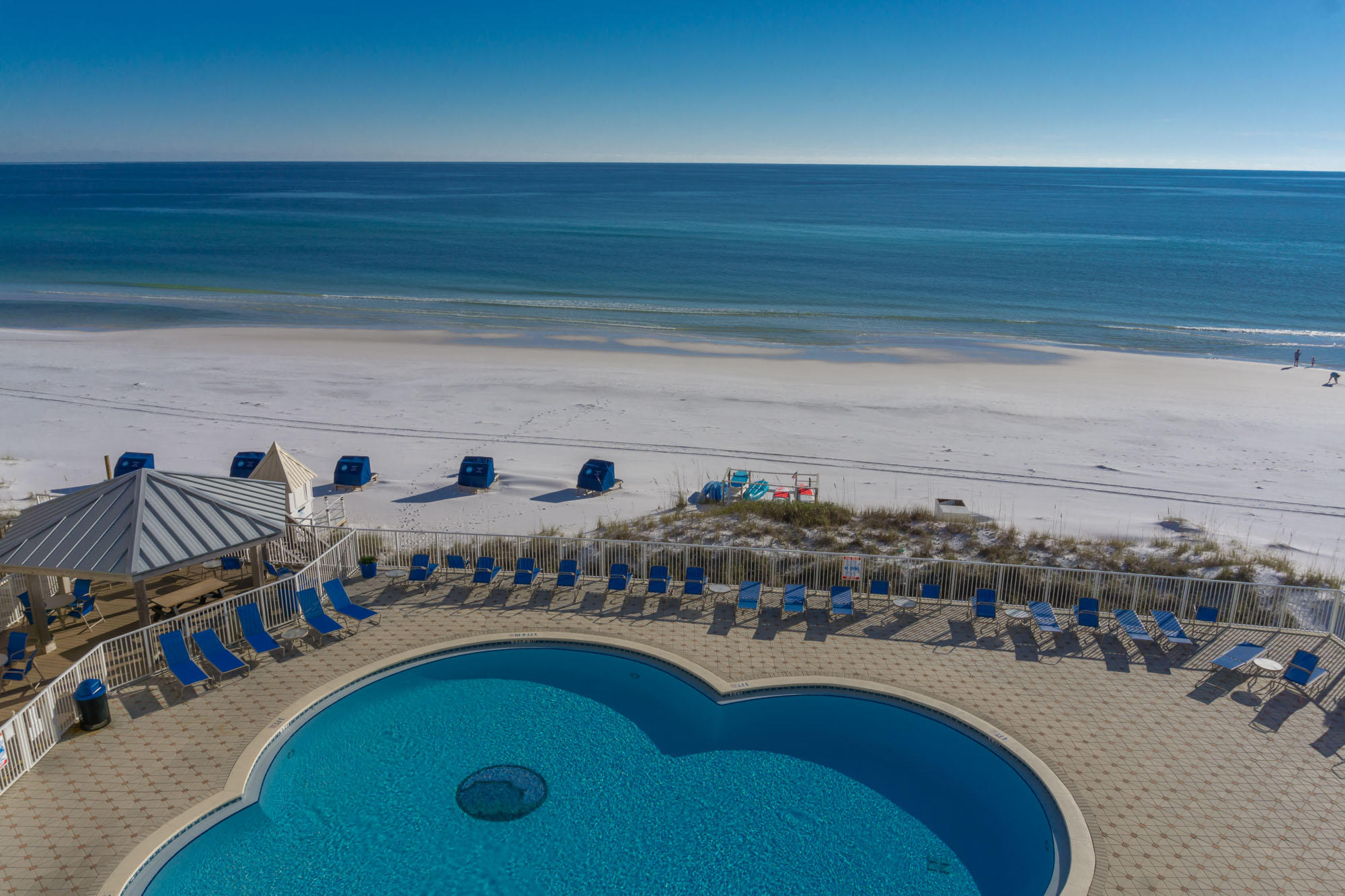 BEACH HOUSE CONDO PH 1 - Residential