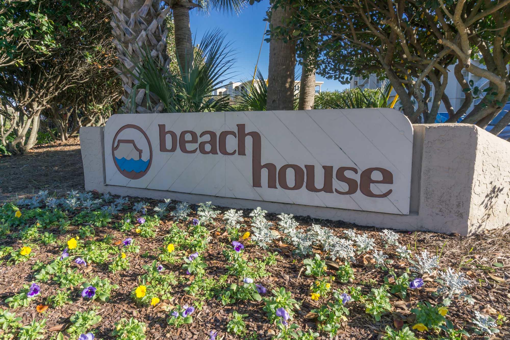 BEACH HOUSE CONDO PH 1 - Residential