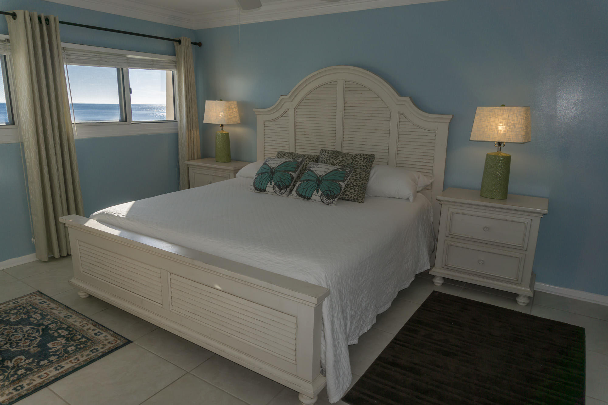 BEACH HOUSE CONDO PH 1 - Residential