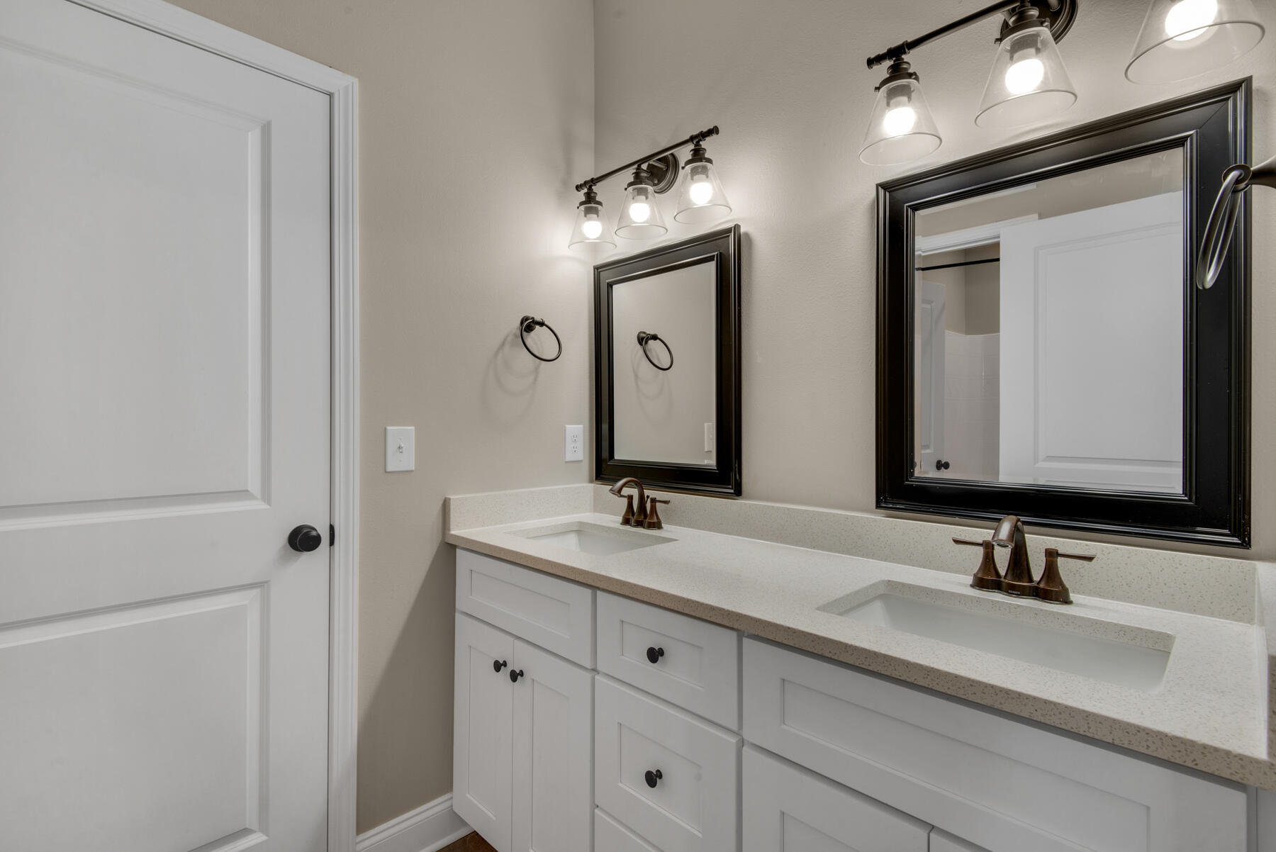 Racetrack Road 1st Add - Residential Lease