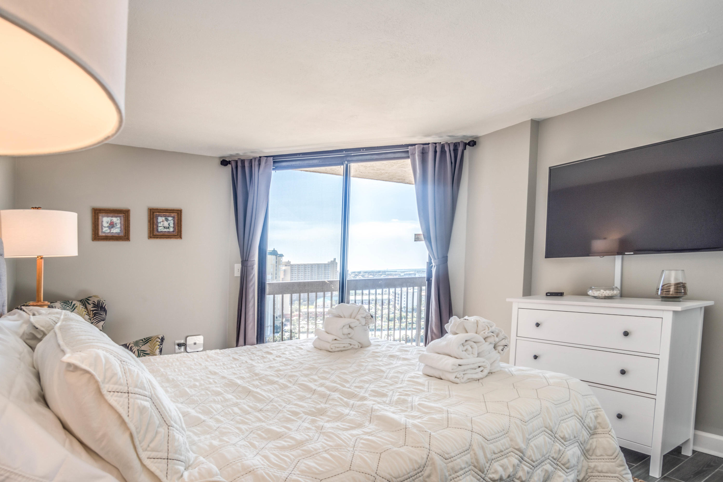 SUNDESTIN INTERNATIONAL CONDO - Residential