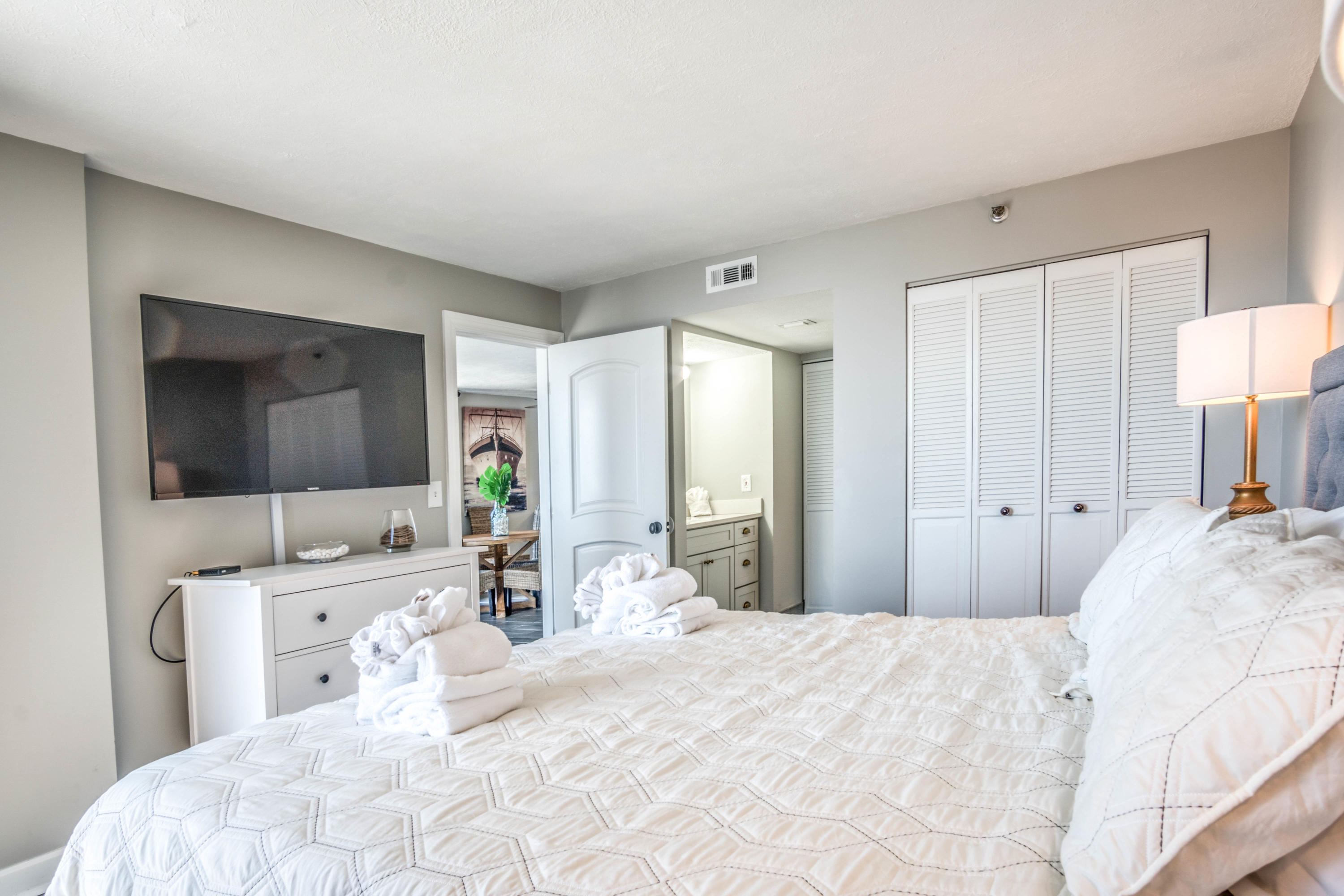SUNDESTIN INTERNATIONAL CONDO - Residential