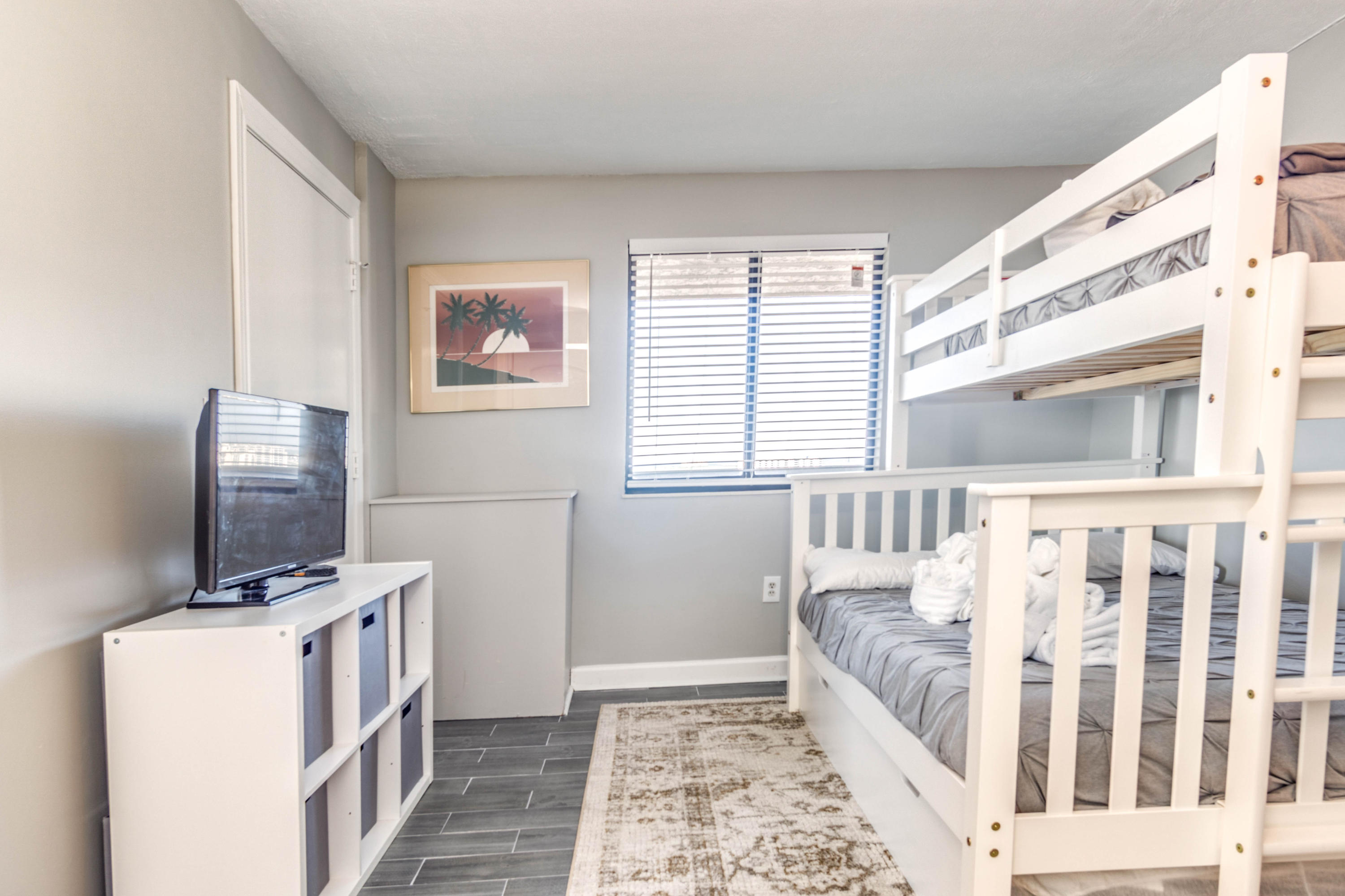 SUNDESTIN INTERNATIONAL CONDO - Residential