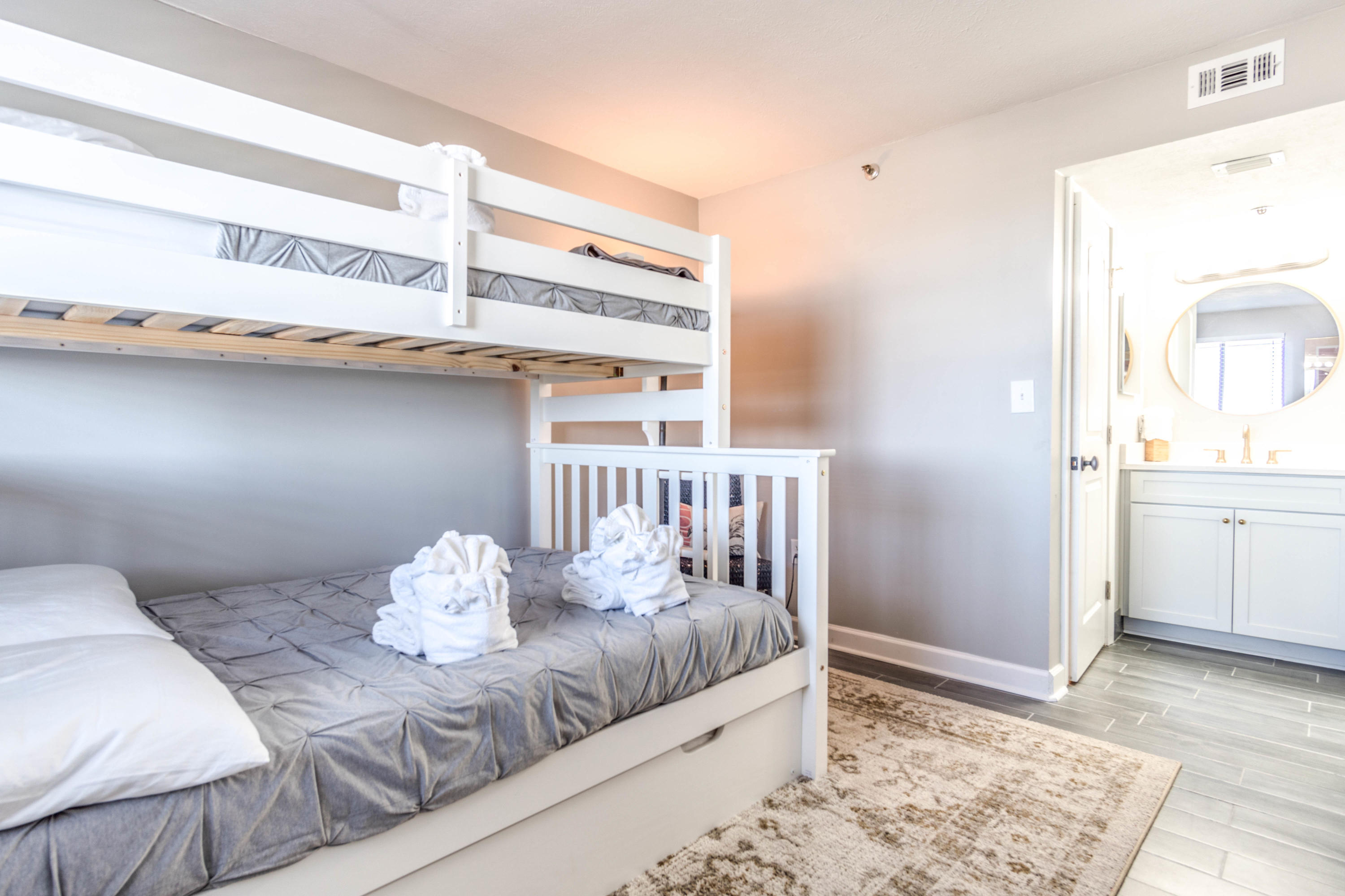 SUNDESTIN INTERNATIONAL CONDO - Residential