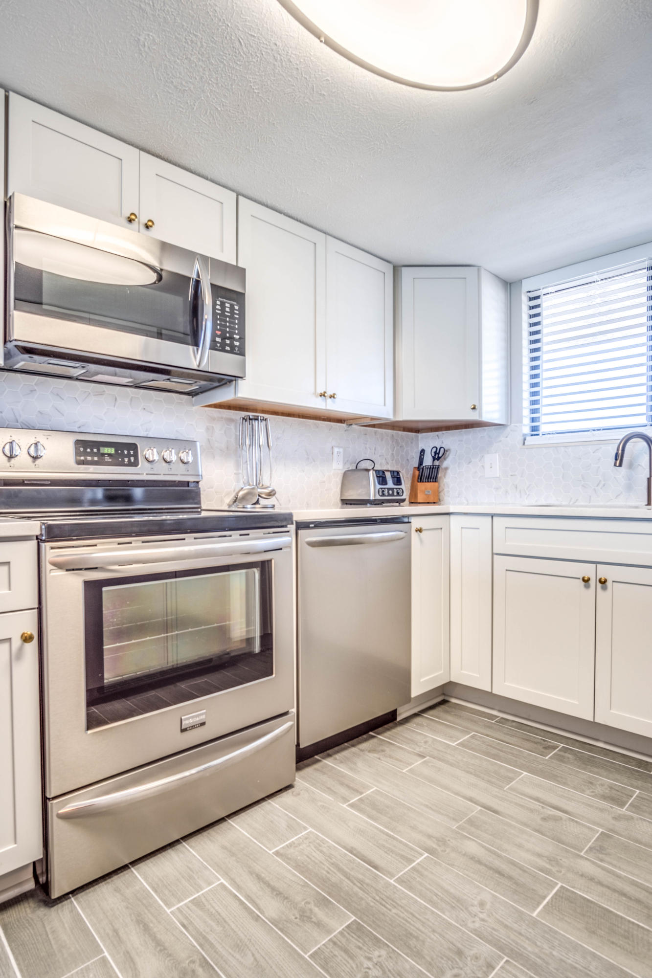 SUNDESTIN INTERNATIONAL CONDO - Residential