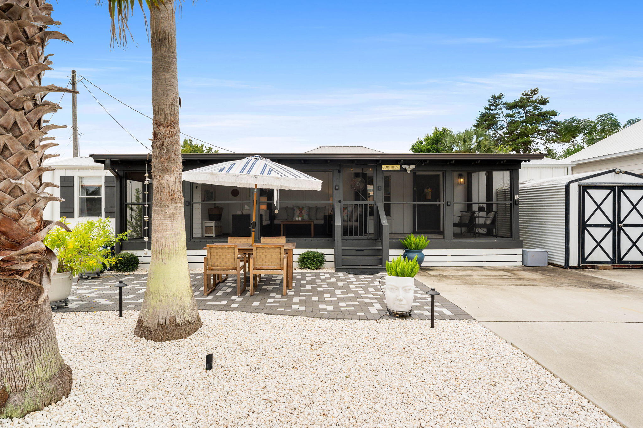 LAGUNA BEACH 6TH ADDN - Residential